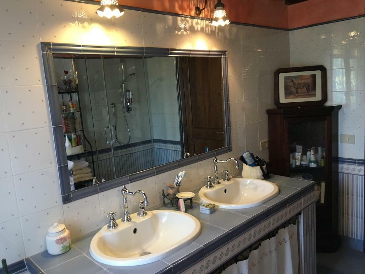 Casa Del Sole Villa Монтеспертоли Екстериор снимка