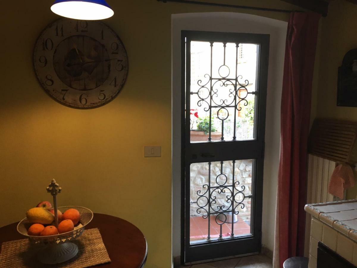 Casa Del Sole Villa Монтеспертоли Екстериор снимка